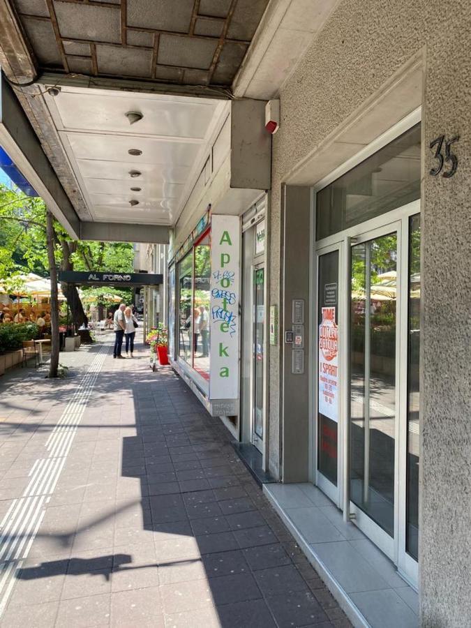 Politika Apartman Belgrád Kültér fotó
